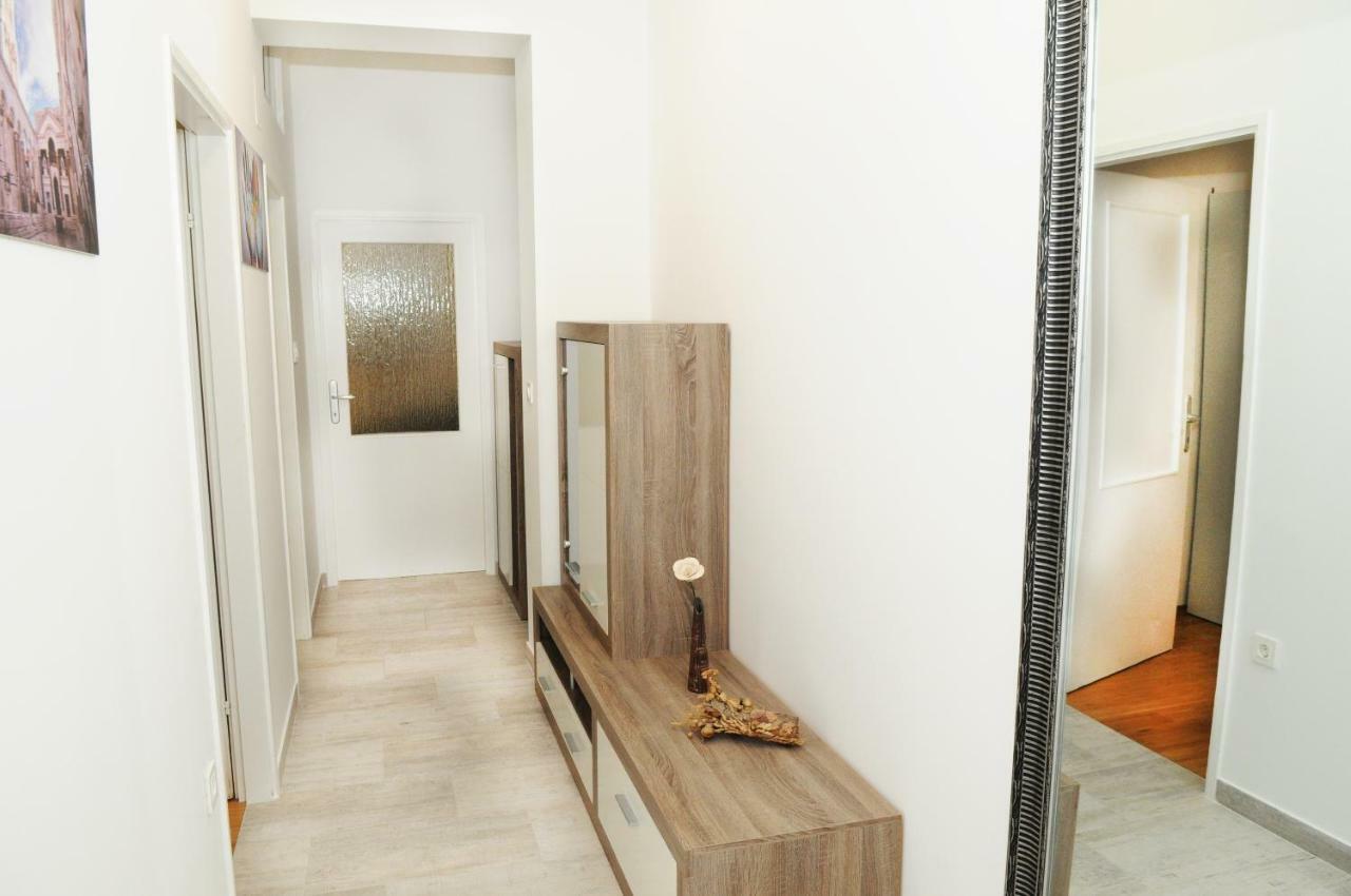 Apartman 3M With Free Parking Split Exterior photo